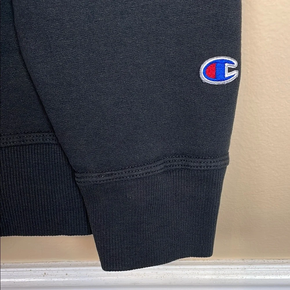 Champion Men’s Black Crewneck Fleece Lined Athleisure Loungewear Sweatshirt - Picture 4 of 8